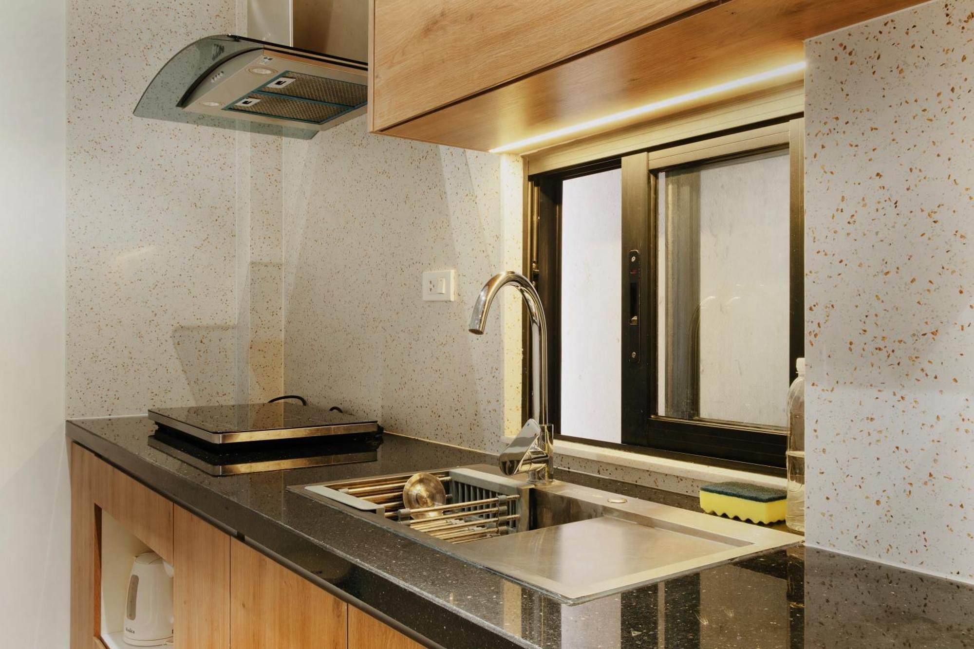 Hanoi Bliss Apartment Nam Ngu Exterior photo